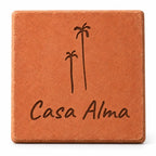 Plaque en terre cuite Casa avec deux palmiers, format carré 13 × 13 cm — fond blanc