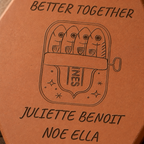Cadeau famille personnalisé, tomette hexagonale personnalisée en terre cuite de Salernes gravée au laser.