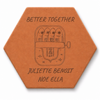 Cadeau famille personnalisé, tomette hexagonale personnalisée en terre cuite de Salernes gravée au laser.