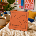 Cadeau Saint-Valentin en duo, tomette hexagonale personnalisée en terre cuite de Salernes gravée au laser.