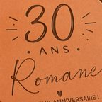 Cadeau meilleure amie 30 ans, tomette hexagonale en terre cuite de Salernes gravée au laser