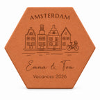Tomette en terre cuite gravée du motif Amsterdam avec inscriptions personnalisées — fond blanc